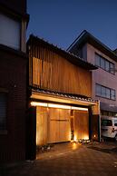 Tsumugi Tojihigashimonmae