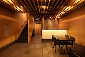 Tsumugi Tojihigashimonmae