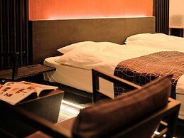 Tsumugi Tojihigashimonmae