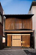 Tsumugi Tojihigashimonmae