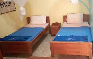 Miryam Village Inn Safari Lodge