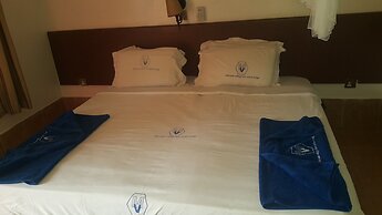 Miryam Village Inn Safari Lodge