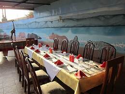 Miryam Village Inn Safari Lodge