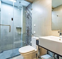 Floral Hotel The Upper House Pingle