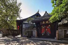 Floral Hotel The Upper House Pingle