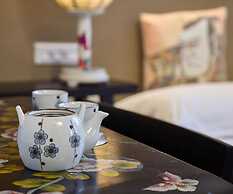 Floral Hotel The Upper House Pingle