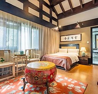 Floral Hotel The Upper House Pingle