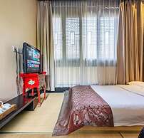 Floral Hotel The Upper House Pingle