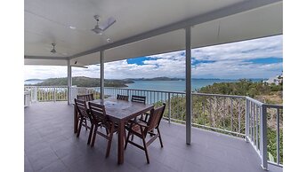 Picturesque on Passage - Whitsundays