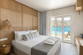 Etesians Suites & Villas