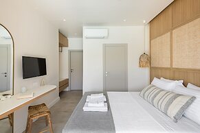 Etesians Suites & Villas