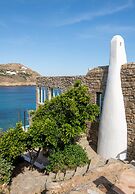 Etesians Suites & Villas