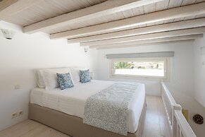 Etesians Suites & Villas