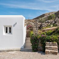 Etesians Suites & Villas