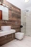 Etesians Suites & Villas