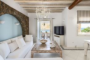 Etesians Suites & Villas