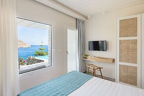 Etesians Suites & Villas