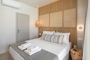 Etesians Suites & Villas