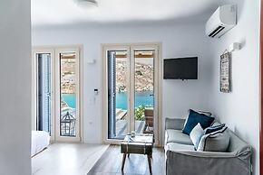 Etesians Suites & Villas