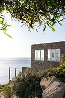 Etesians Suites & Villas