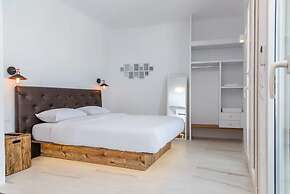 Etesians Suites & Villas