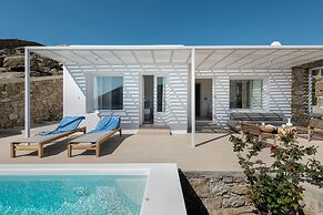 Etesians Suites & Villas