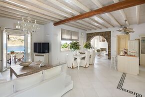 Etesians Suites & Villas