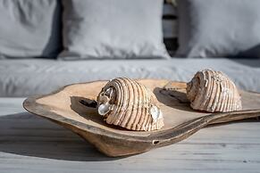 Etesians Suites & Villas