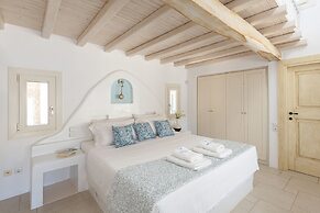 Etesians Suites & Villas