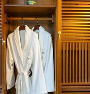 Floral Hotel Sheng Poman Courtyard