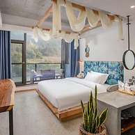 Huisen Huishe Guesthouse