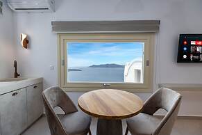 Santorini View Studios-Adults Only