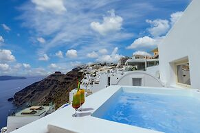 Santorini View Studios-Adults Only