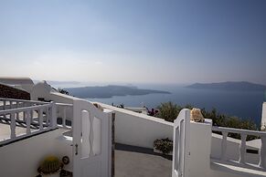 Santorini View Studios-Adults Only