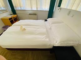 Hotel Slavonija