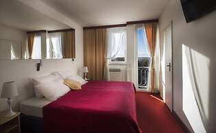 Hotel Slavonija