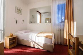 Hotel Slavonija