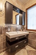 Calypso Lakeview Villas