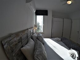 Calypso Lakeview Villas