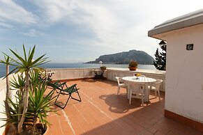 Mondello Wonderful Seaview Apartment