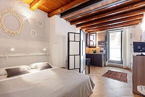Palermo Palazzo Reale Modern Studio