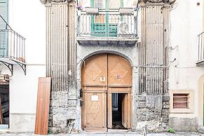 Palazzo dei Normanni Stylish Apartment