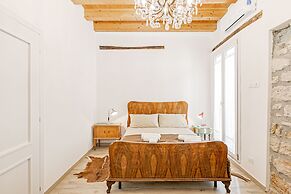 Palazzo dei Normanni Stylish Apartment