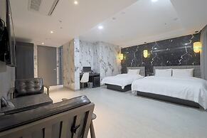 Busan Seomyeon YUNA Hotel Business