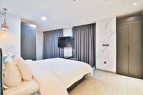 Busan Seomyeon YUNA Hotel Business