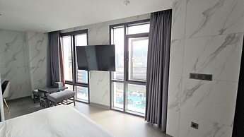 Busan Seomyeon YUNA Hotel Business