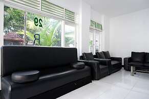 RedDoorz near Mataram University