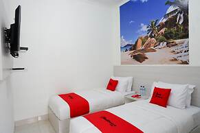 RedDoorz near Mataram University