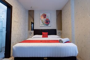 RedDoorz Premium near Grand Batam Mall