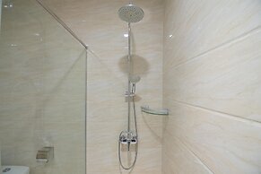 RedDoorz Premium near Grand Batam Mall